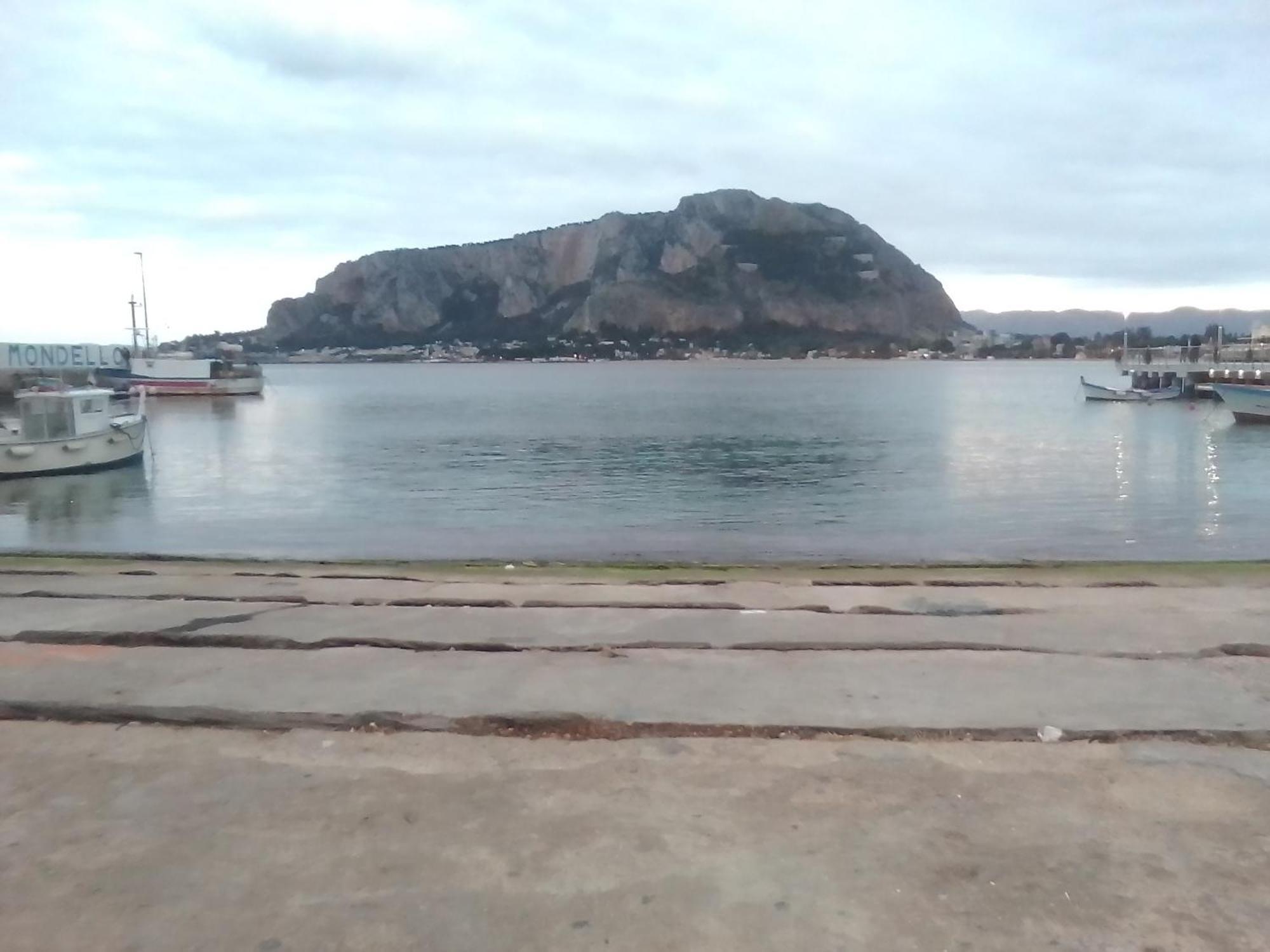 Na' Za Ciccina Apartment Palermo Bagian luar foto